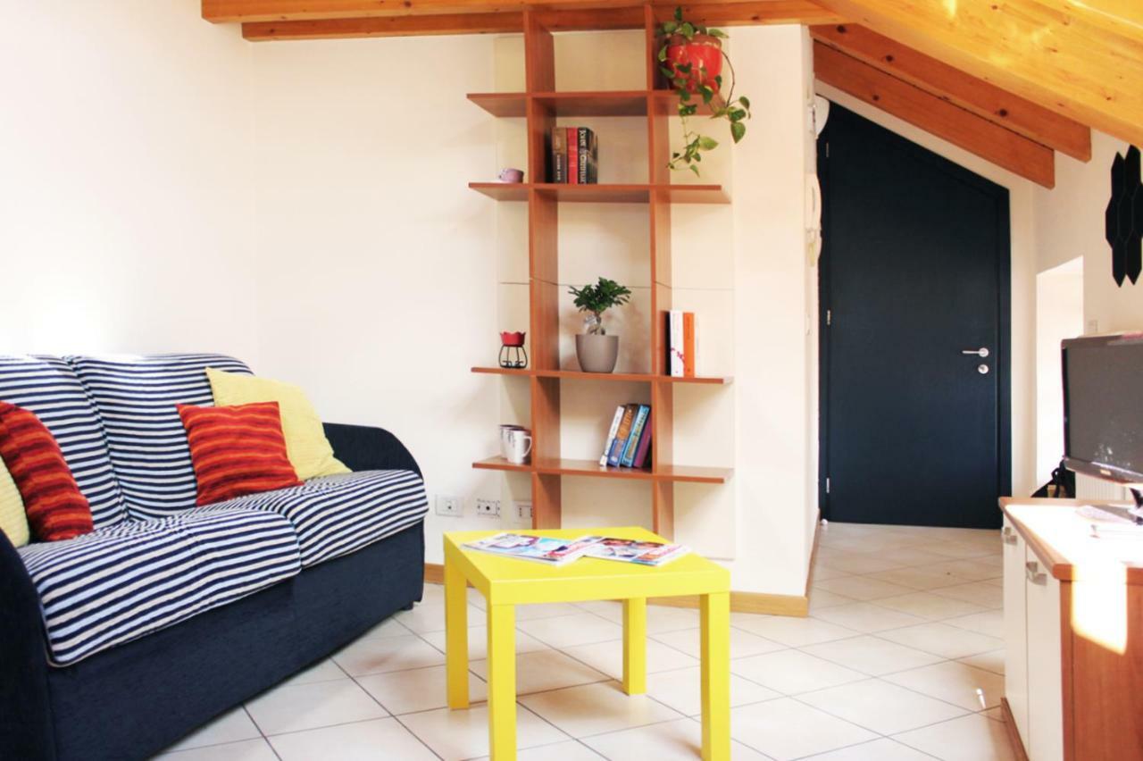 "Il Cortile" Apartment Colico Exterior photo