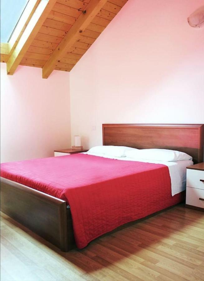 "Il Cortile" Apartment Colico Exterior photo